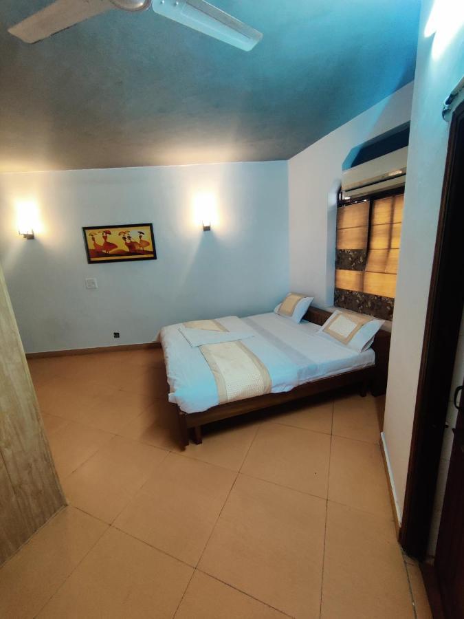 Kingscourt Panchsheel Park Hotel *
